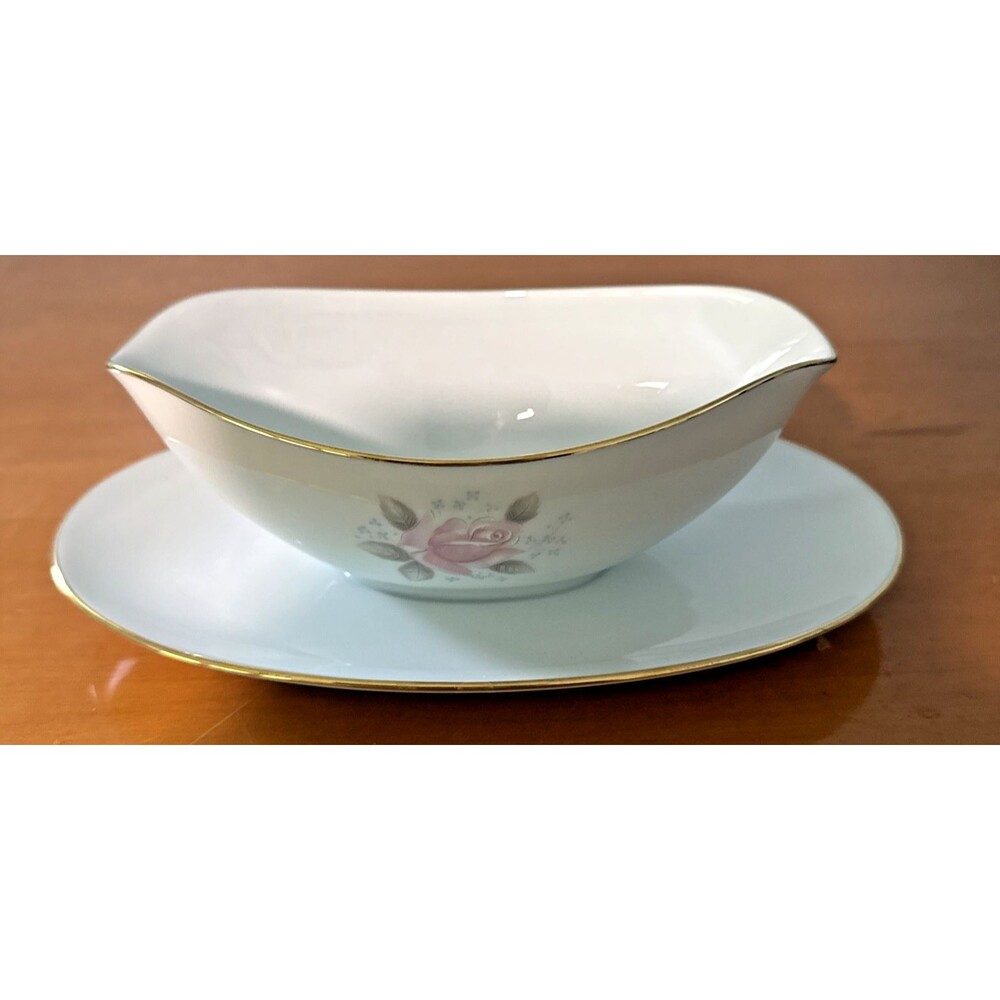 Noritake Roseville 6238 Gravy Boat with Attached Underplate Roses Pink Vintage